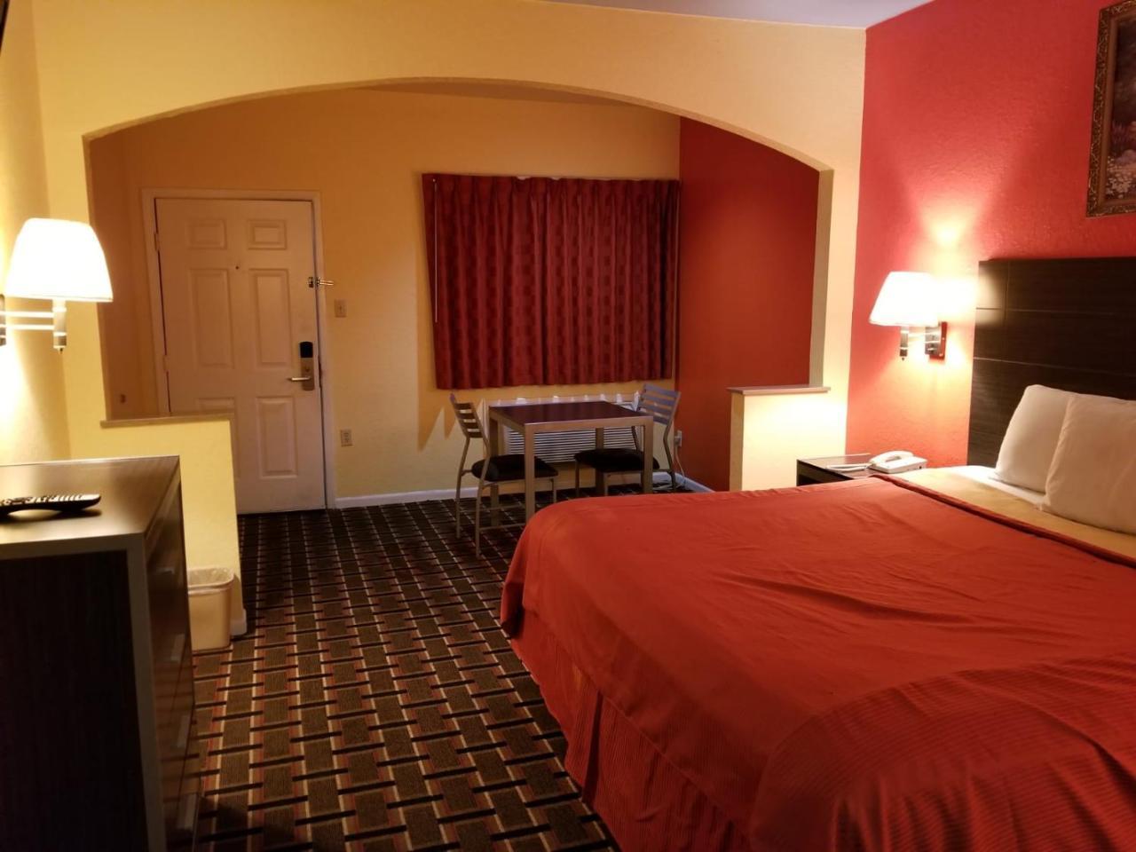 Texan Inn & Suites Louetta Eksteriør bilde