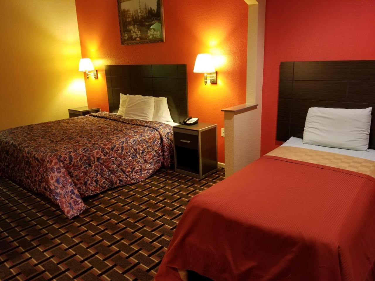 Texan Inn & Suites Louetta Eksteriør bilde