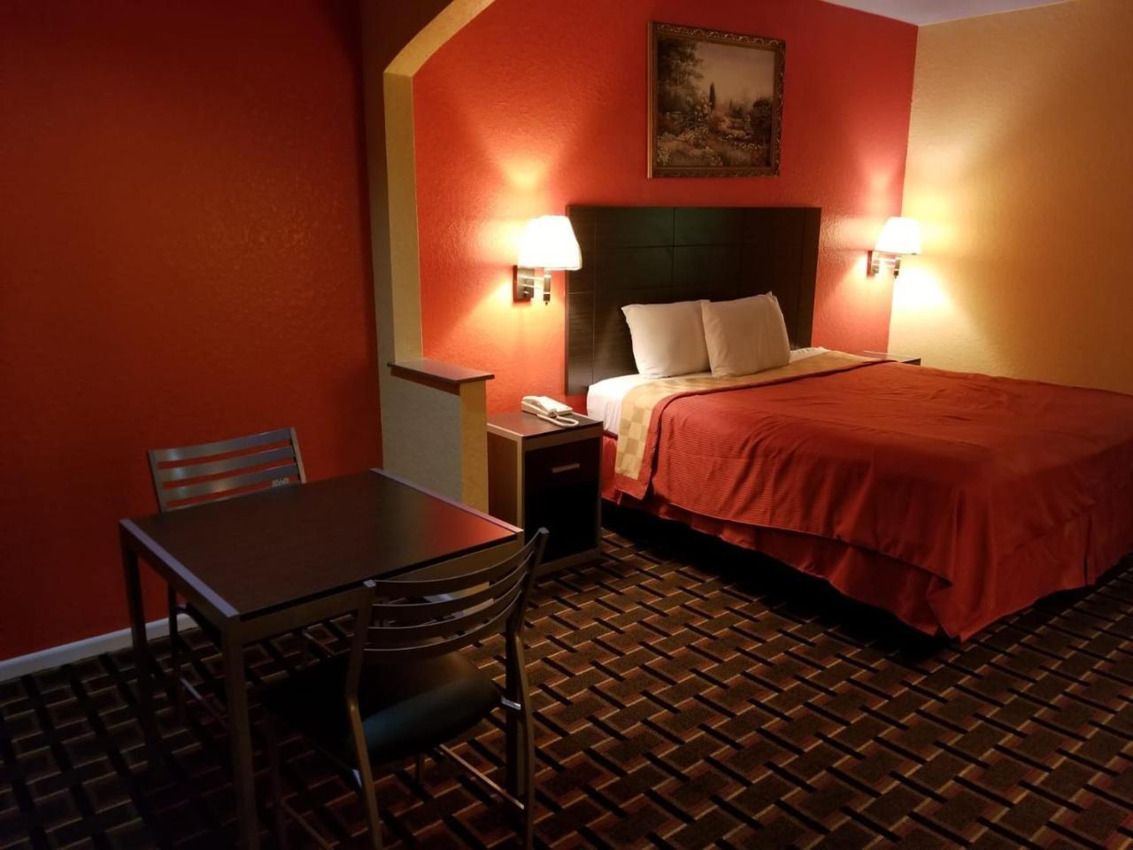 Texan Inn & Suites Louetta Eksteriør bilde